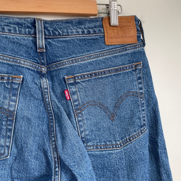 Levi’s wedgie straight jeans - Picture 3 of 7